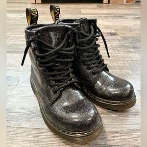 Dr. Martens Glitter J